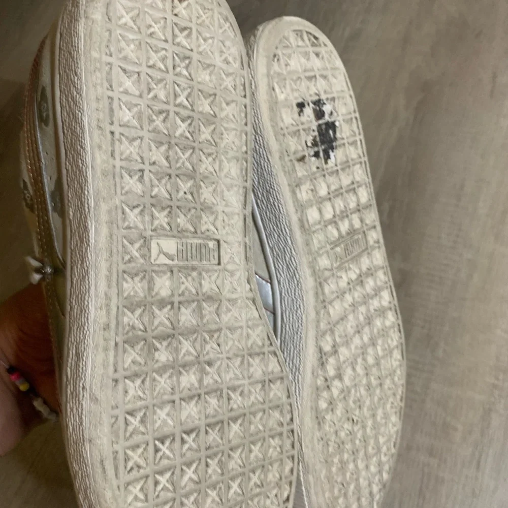 Puma Beige Sneakers with Patterned Laces - Picture 7 of 7